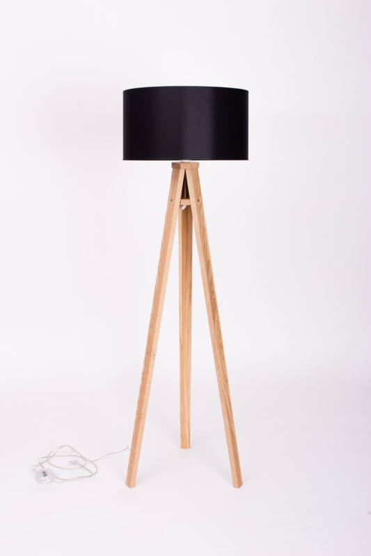Lampa podłogowa na trzech nogach jesionowa | czarny abażur