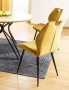 Krzesło tapicerowane Arco Velvet curry Bluvel 68