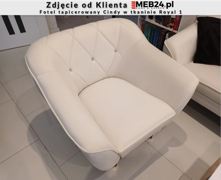 Fotel tapicerowany Cindy w stylu skandynawskim - zdjęcie od klienta