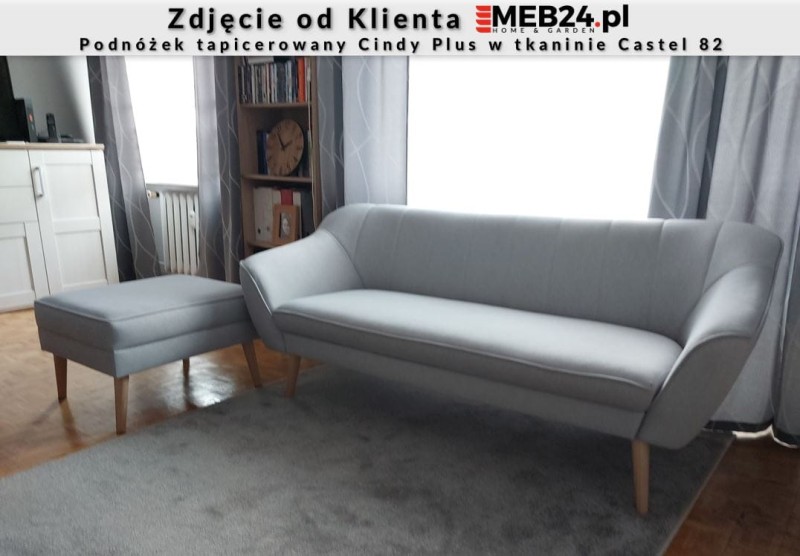 Podnóżek tapicerowany Cindy Plus w stylu skandynawskim - zdjęcie od klienta