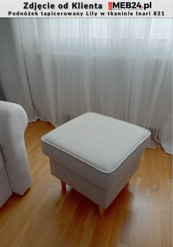 Podnóżek tapicerowany Lily w stylu skandynawskim - zdjęcie od klienta