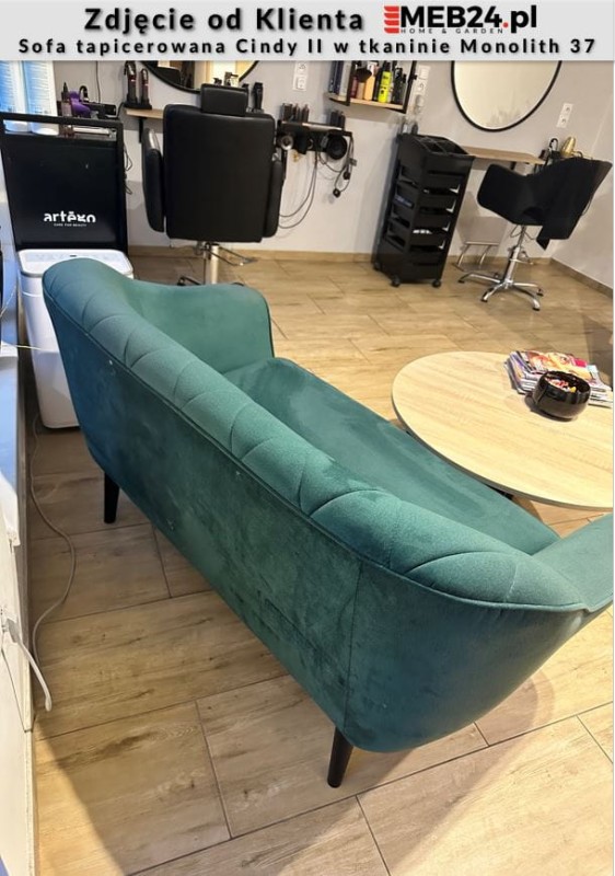 Sofa tapicerowana Cindy II w stylu skandynawskim - zdjęcie od klienta