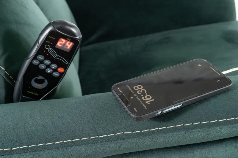 Fotel rozkładany z funkcją masażu Neptun Velvet M