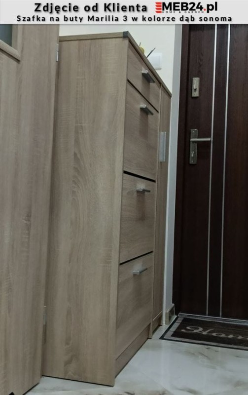 Szafka na buty Marilia 3 do przedpokoju ze srebrnymi uchwytami - zdjęcie od klienta