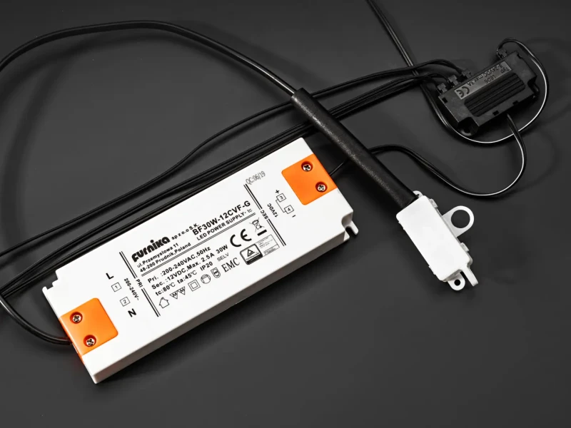 Lustro z oświetleniem Led 120 x 65 cm Alice