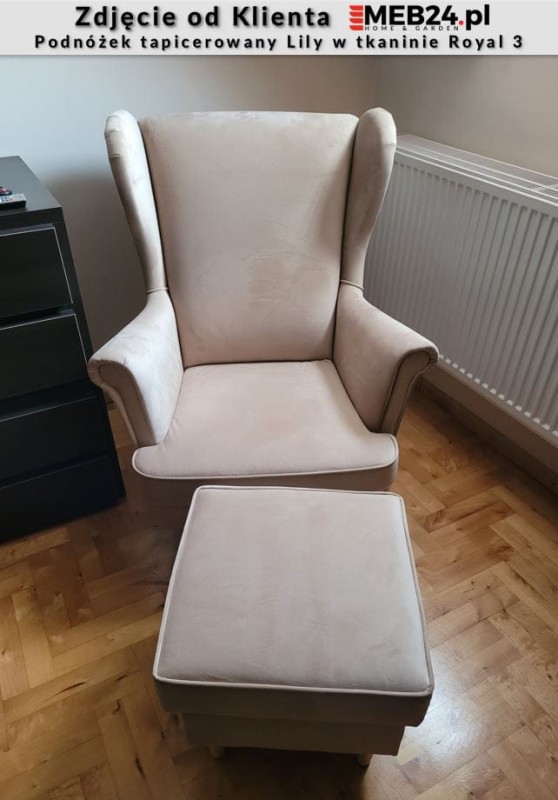 Podnóżek tapicerowany Lily w stylu skandynawskim - zdjęcie od klienta