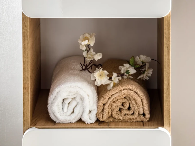 Słupek łazienkowy 25 cm ARUBA biały połysk / dąb craft złoty