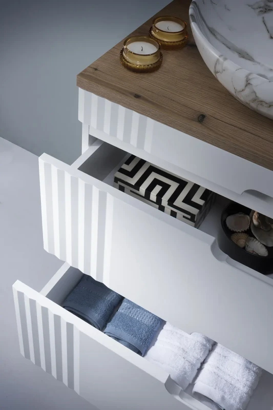 Zestaw mebli łazienkowych FIJI WHITE z umywalką PATI i blatem 60 cm - 5 elementów (detal)