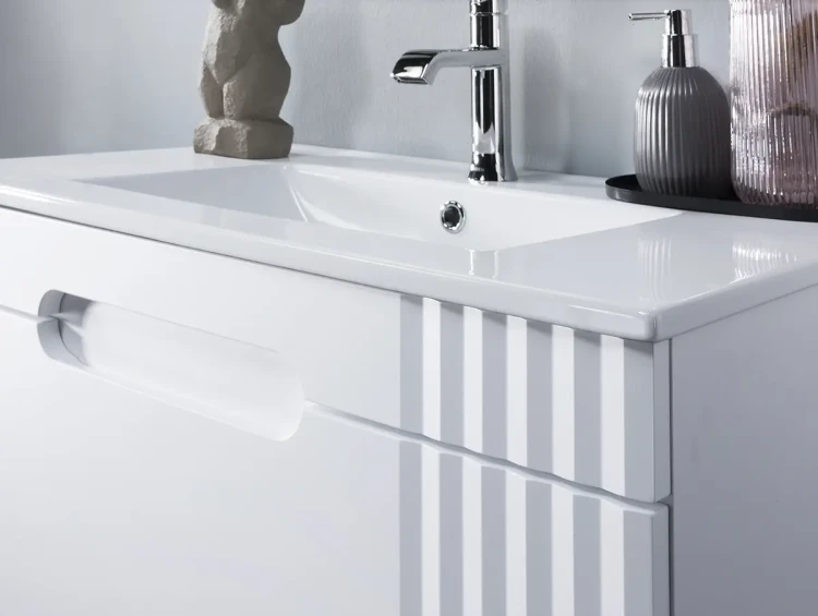 Zestaw mebli łazienkowych FIJI WHITE A05 z szafką pod umywalkę 80 cm (detal)