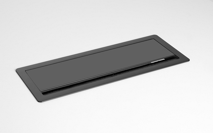 Aluminiowa maskownica kabli CF-A otwierana do biurka z nylonowym włosiem Czarny