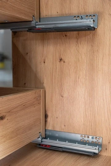 Szafka pod umywalkę MADERA GREY 820 dąb artisan/grafit - detal