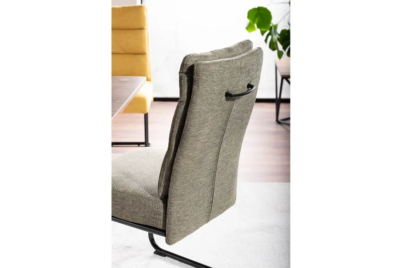 Krzesło tapicerowane Berry Brego