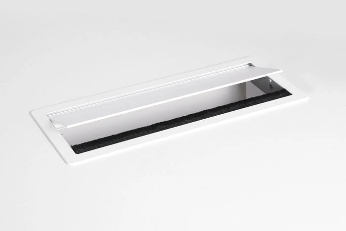 Aluminiowa maskownica kabli CF-A otwierana do biurka z nylonowym włosiem Biały