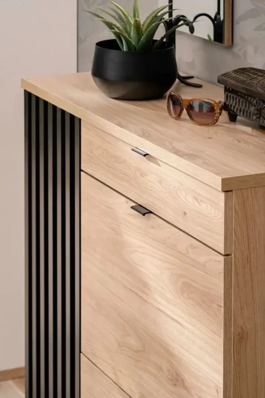 Komoda Pedro 90 cm z lamelami do przedpokoju hickory jackson/czarny