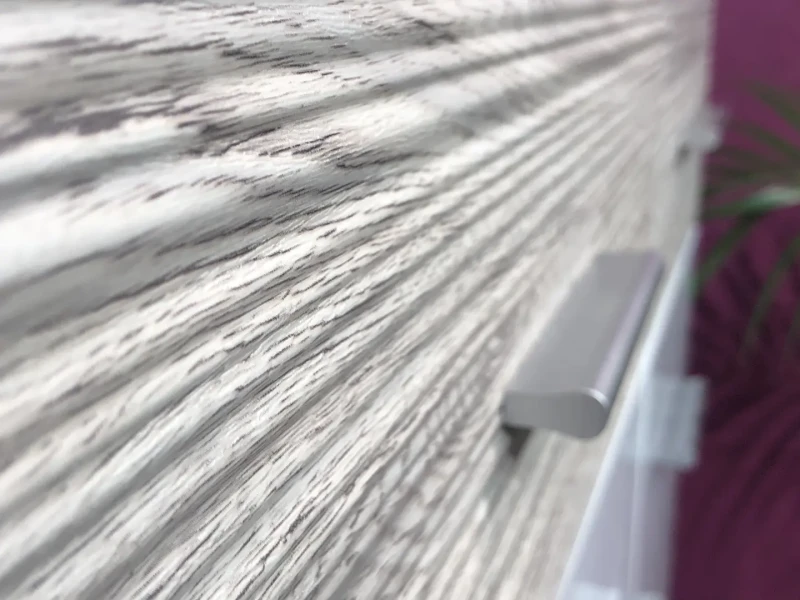 Zestaw mebli do przedpokoju Gustavo VIII pięć elementów dąb wellington/biały połysk