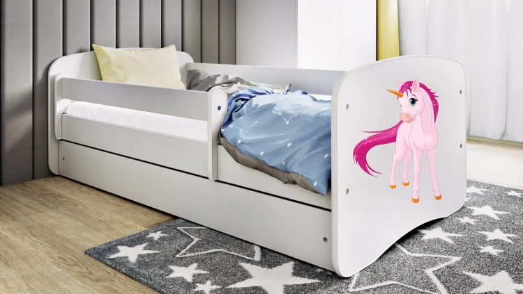 Łóżeczko dla dziewczynki 140x70 BABYDREAMS - jednorożec z ogonem