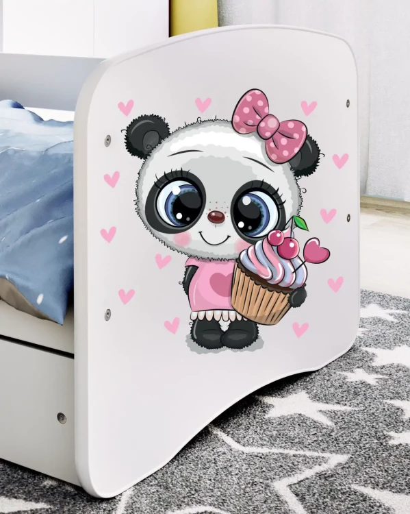 Zestaw mebli dziecięcych dla dziewczynki z łóżkiem 140x70 BABYDREAMS - panda z muffinką
