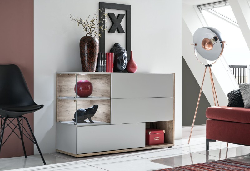 Komoda Silk 120 cm z oświetleniem LED do salonu perla gray/dąb wellington