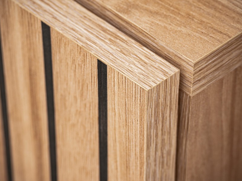 Meblościanka Liam z biokominkiem oświetlenie LED zestaw do salonu hickory jackson/czarny