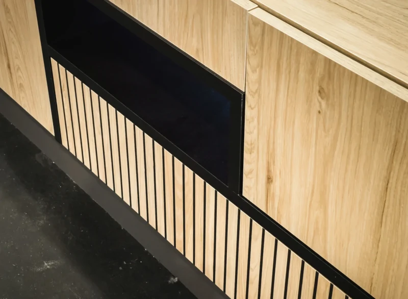 Szafka RTV Cross 150 cm z LED do salonu hickory jackson/czarny