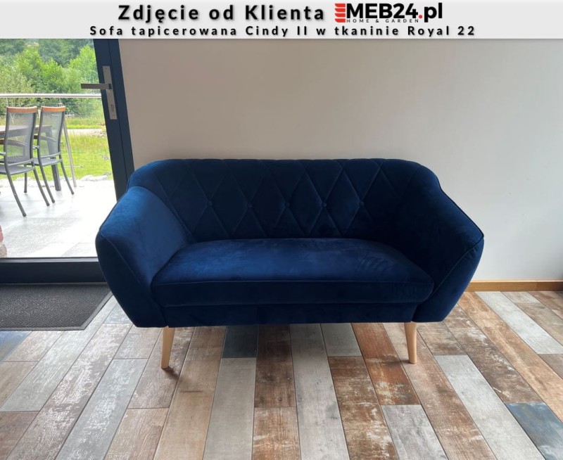 Sofa tapicerowana Cindy II w stylu skandynawskim - zdjęcie od klienta