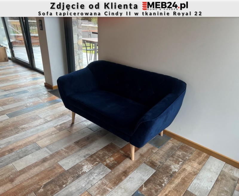 Sofa tapicerowana Cindy II w stylu skandynawskim - zdjęcie od klienta