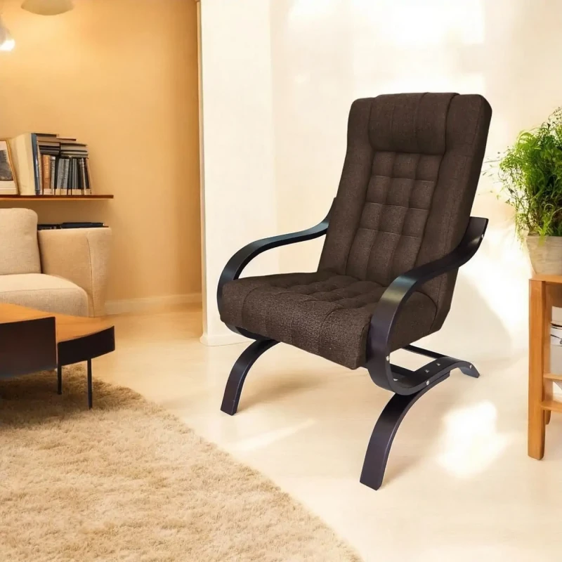 Fotel tapicerowany Finka Sisu pikowany na bukowym stelażu do salonu - brązowy Malmo 26