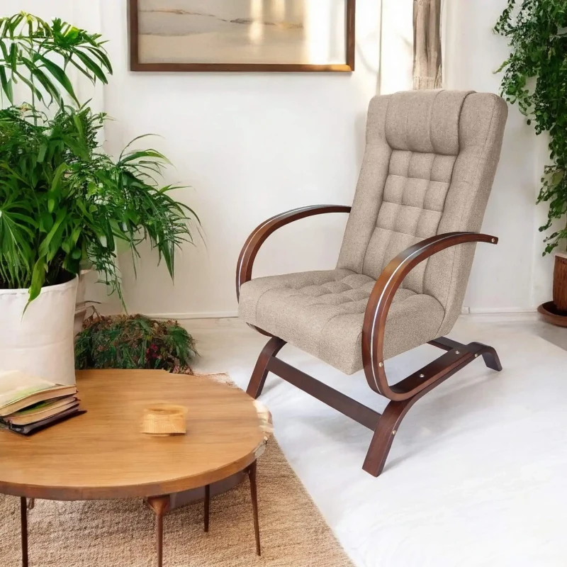 Fotel tapicerowany Finka Harmonia pikowany na bukowym stelażu do salonu - beżowy Sawana 17