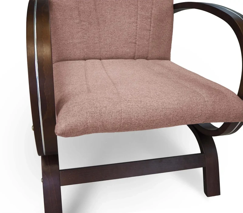 Fotel tapicerowany Finka Harmonia gładki na bukowym stelażu do salonu - jasny róż Malmo 61