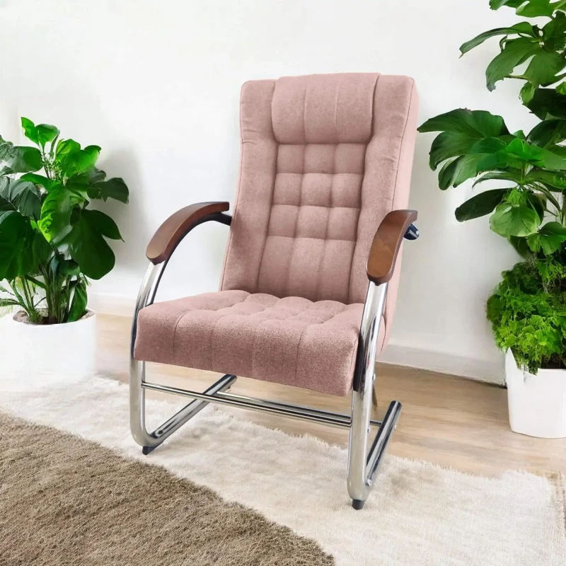 Fotel tapicerowany Finka Happy pikowany na metalowym stelażu do salonu - jasny róż Malmo 61