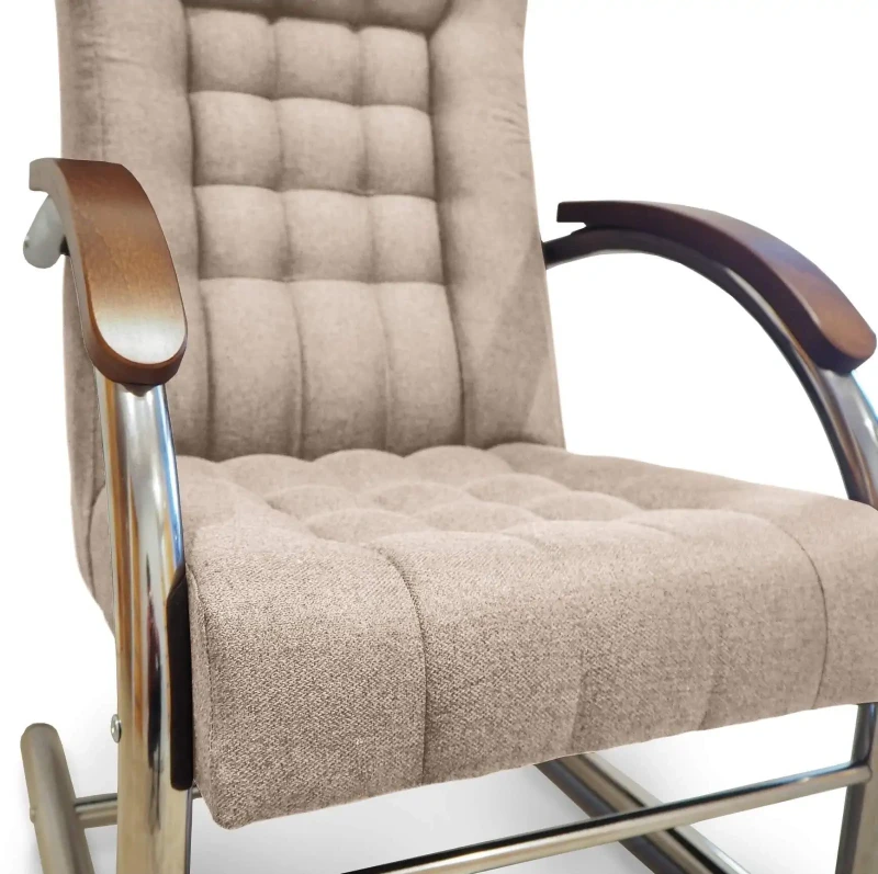 Fotel tapicerowany Finka Happy pikowany na metalowym stelażu do salonu - beżowy Sawana 17