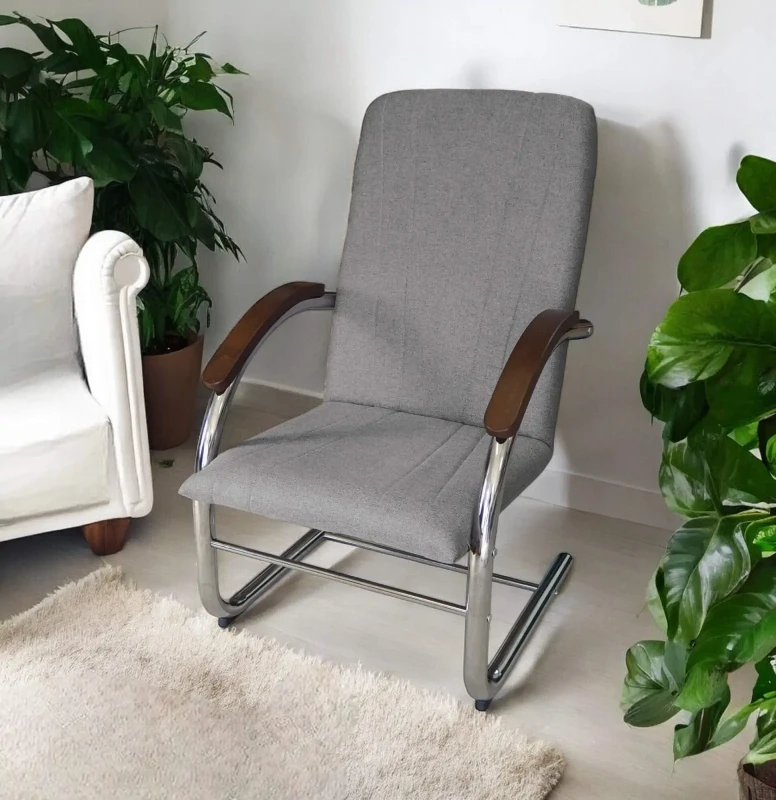 Fotel tapicerowany Finka Happy gładki na metalowym stelażu do salonu - jasny szary Malmo 83