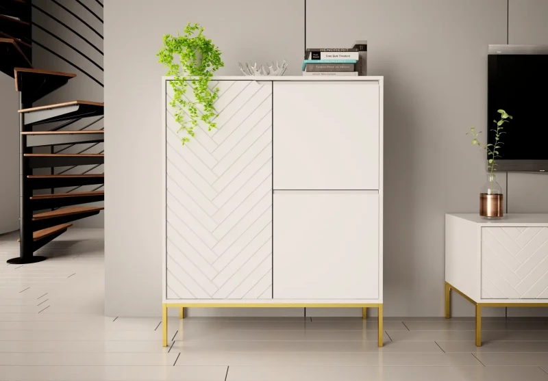 Komoda wysoka Aspen VII 102 cm trzydrzwiowa z frezowanym frontem do salonu biały/złoty