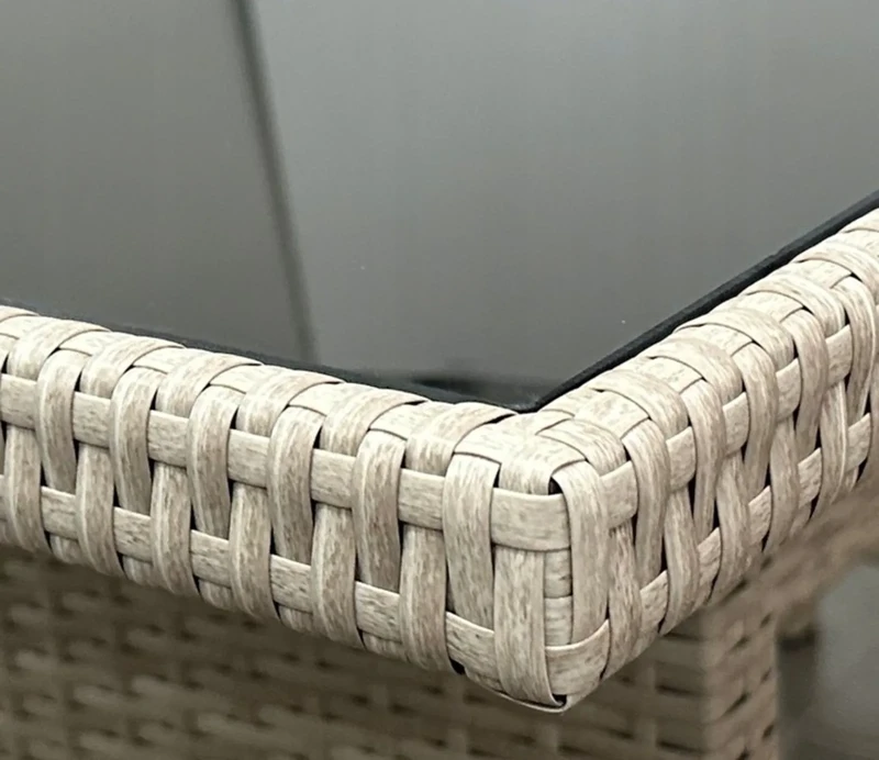 Zestaw mebli ogrodowych z technorattanu Puerto Jasny Beż