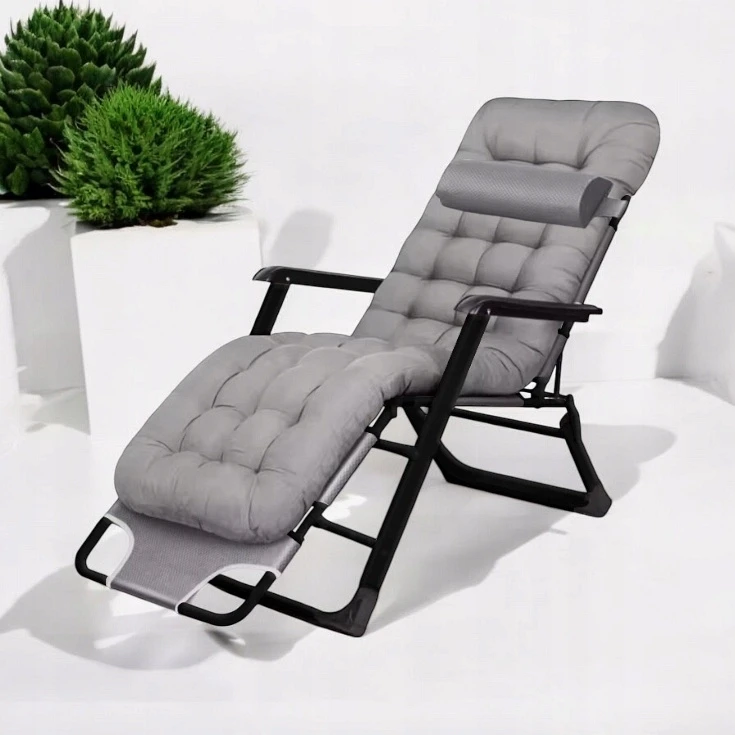 Leżak ogrodowy Libretto rozkładany plażowy z miękką poduszką szary na czarnym stelażu