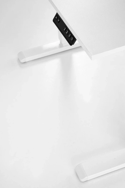 Biurko B53 z elektryczną regulacją wysokości do biura 105 cm biały