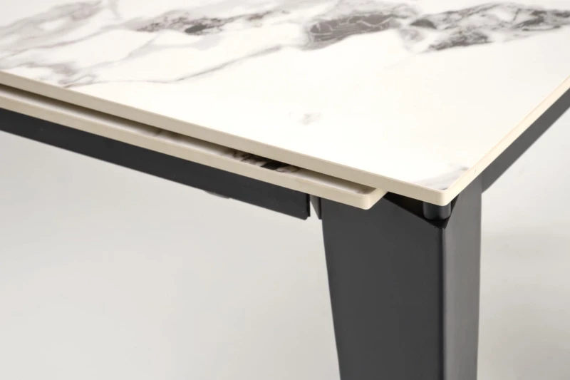 Stół rozkładany Felix nowoczesny do jadalni 141-201 cm biały marmur/czarny