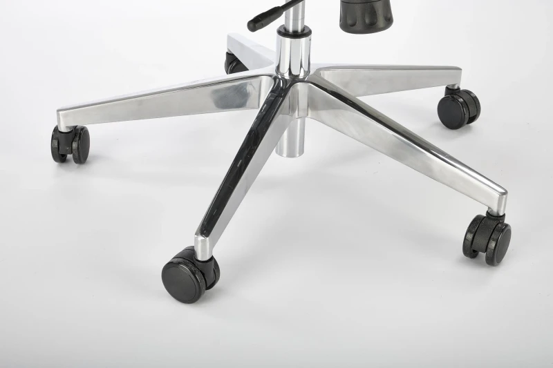 Fotel obrotowy Geronimo ergonomiczny do biura czarny