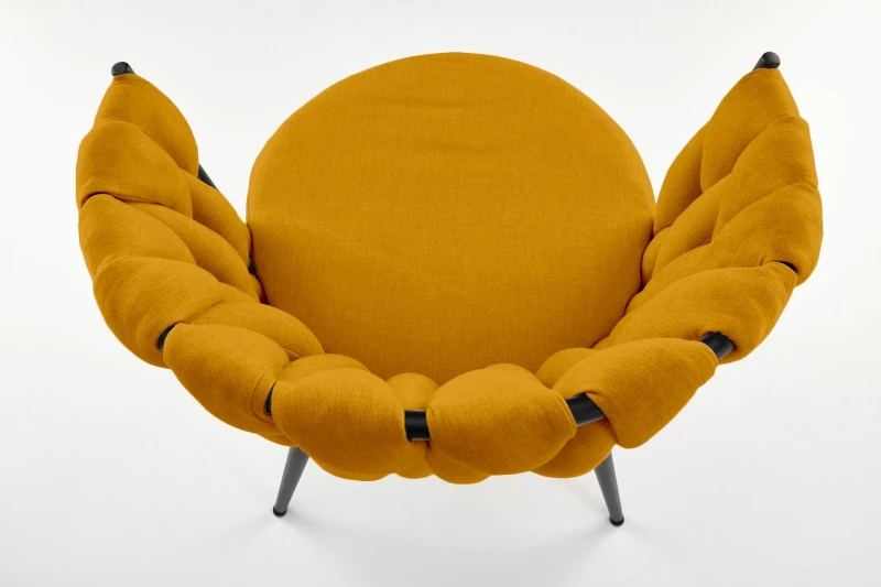 Krzesło tapicerowane K516 z ozdobnym oparciem do salonu musztardowy