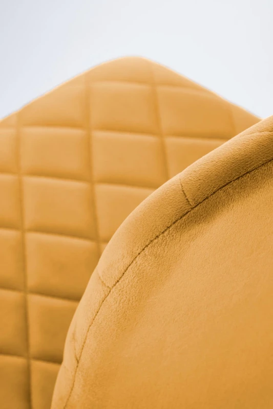 Krzesło tapicerowane K525 pikowane welurowe na czarnych nogach do jadalni musztardowy