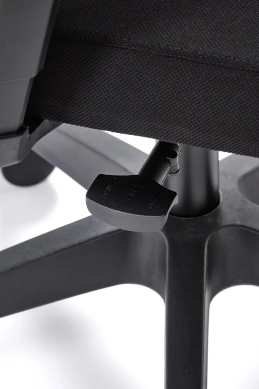 Fotel ergonomiczny Paredes z siatką obrotowy z regulacją do biura czarny