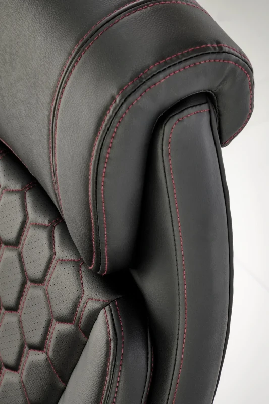 Fotel obrotowy Thomas gabinetowy z perforowaną eco skórą do biura czarny