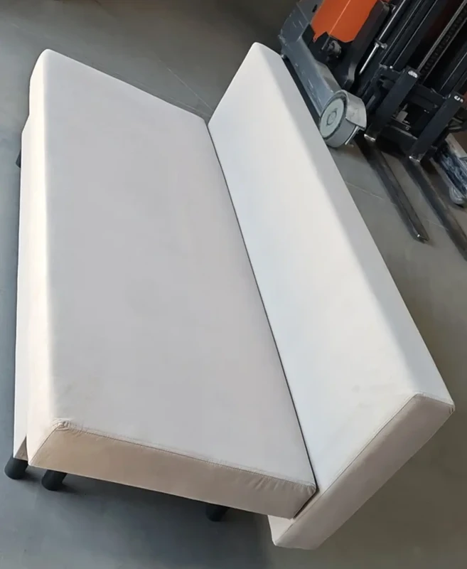 Kanapa z funkcją spania Amaza tapicerowana Jasmine 22