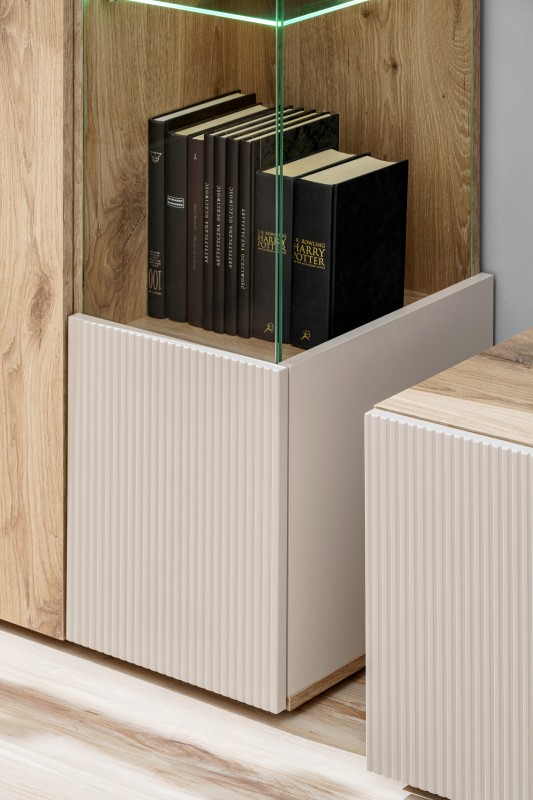 Witryna Catalina wysoka z oświetleniem LED