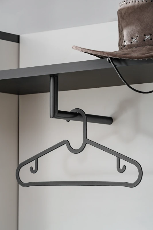 Garderoba Hugo III do przedpokoju