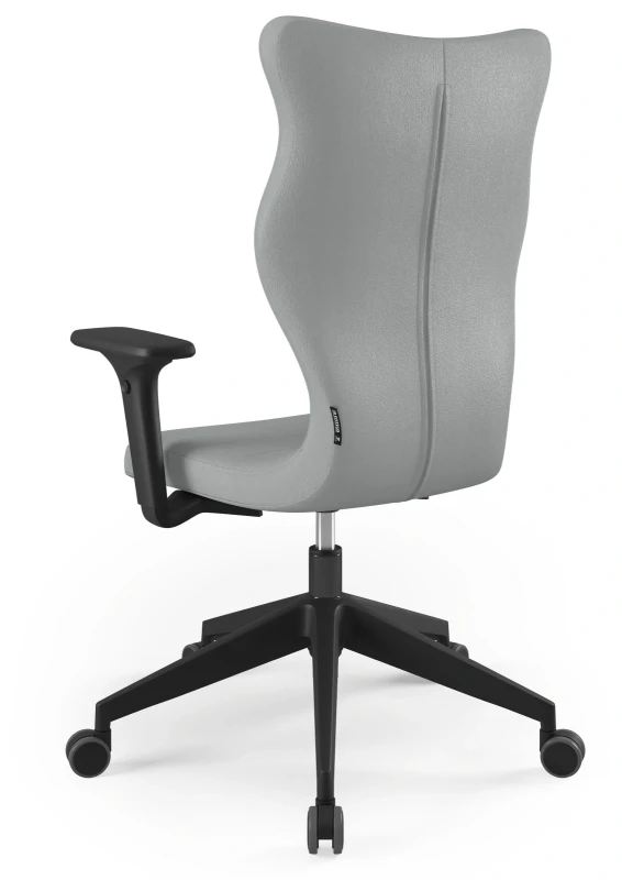 Krzesło biurowe obrotowe do biurka Nero wzrost powyżej 188 cm czarna podstawa kółka - Vega 33