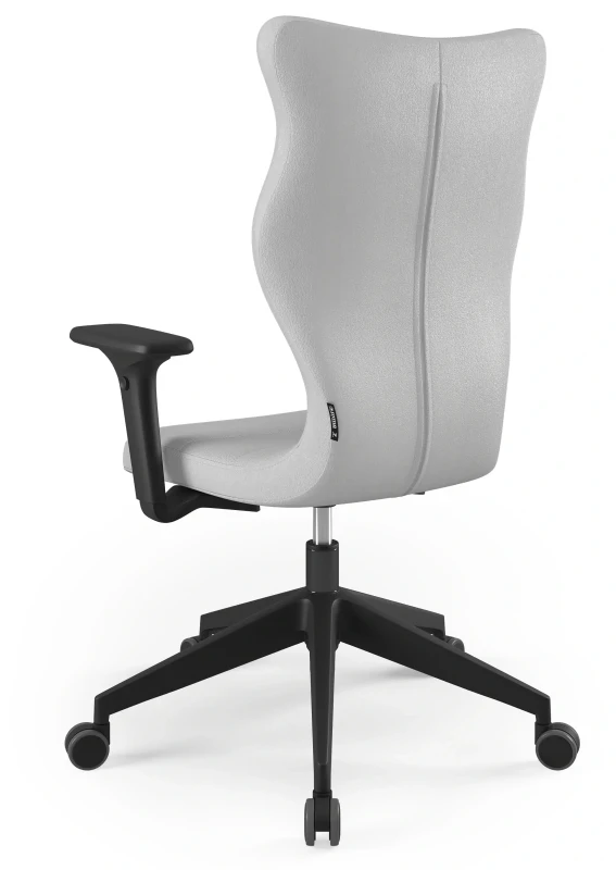 Krzesło biurowe obrotowe do biurka Nero Plus wzrost powyżej 188 cm czarna podstawa kółka - Vega 3