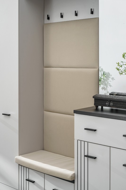 Garderoba Hugo VII do przedpokoju