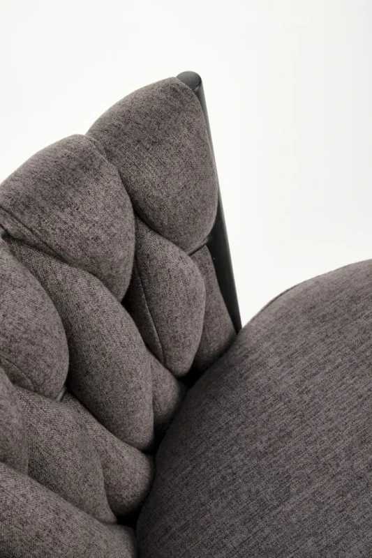 Krzesło tapicerowane K516 z ozdobnym oparciem do salonu popielaty