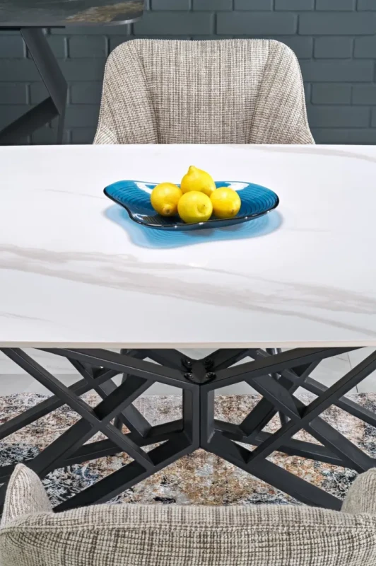 Krzesło obrotowe K576 tapicerowane do jadalni beżowy